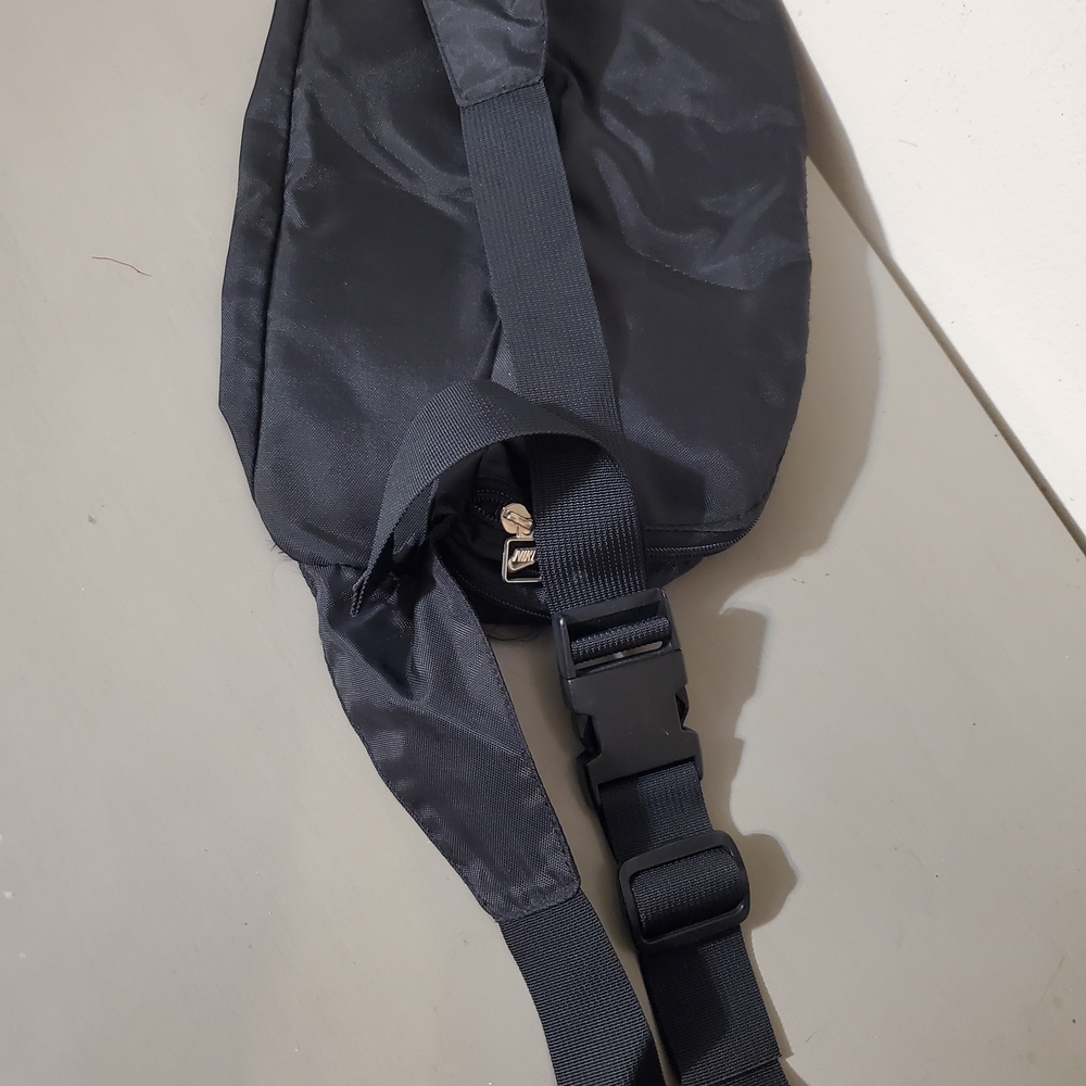 90s Nike Convertible Vintage Fanny Pack Packable Backpack Travel Bag Festival - Picture 4 of 10